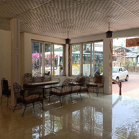 Oyo 11395 Hotel Ritz Heritage Lonavala Kültér fotó
