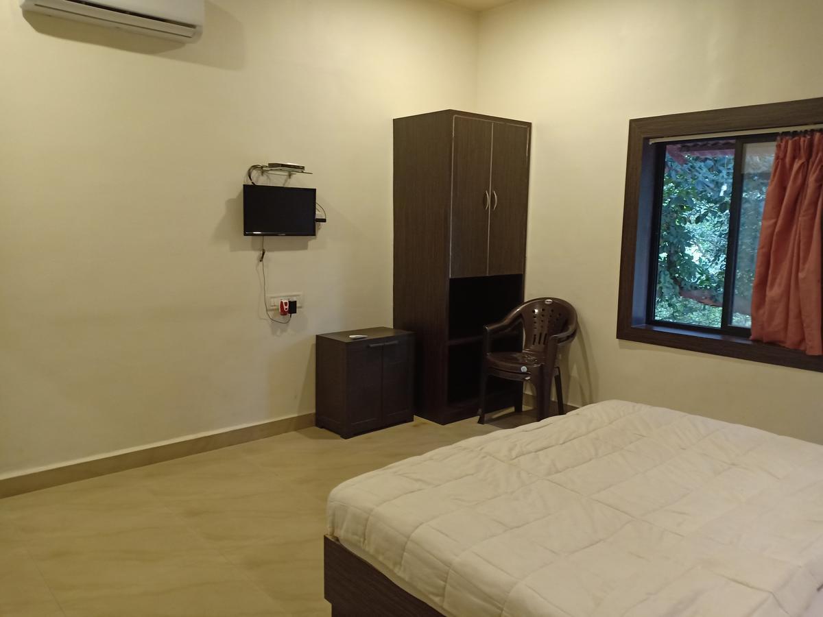 Oyo 11395 Hotel Ritz Heritage Lonavala Kültér fotó